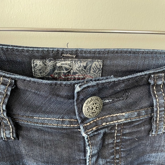 Silver Jeans Suki 17” Mid Rise - Skinny Size 27W - Picture 8 of 12